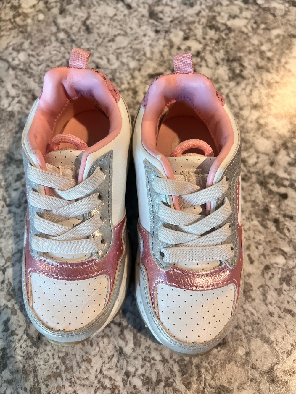 OshKosh B'gosh White and Metallic Pink Kids Sneakers